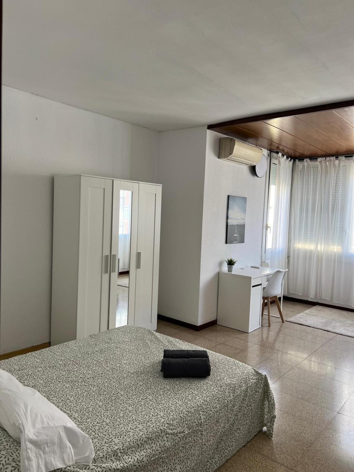 Habitacion Privada En Piso Compartido Lepanto Барселона Екстер'єр фото